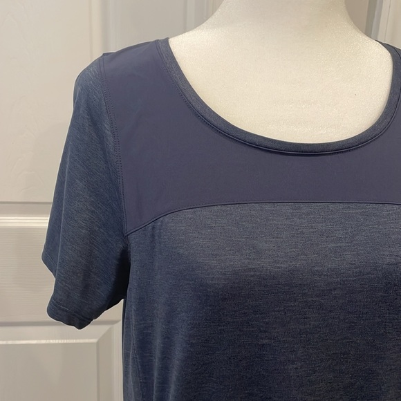 Columbia Women’s Short Sleeve Dress Size M - Picture 5 of 9